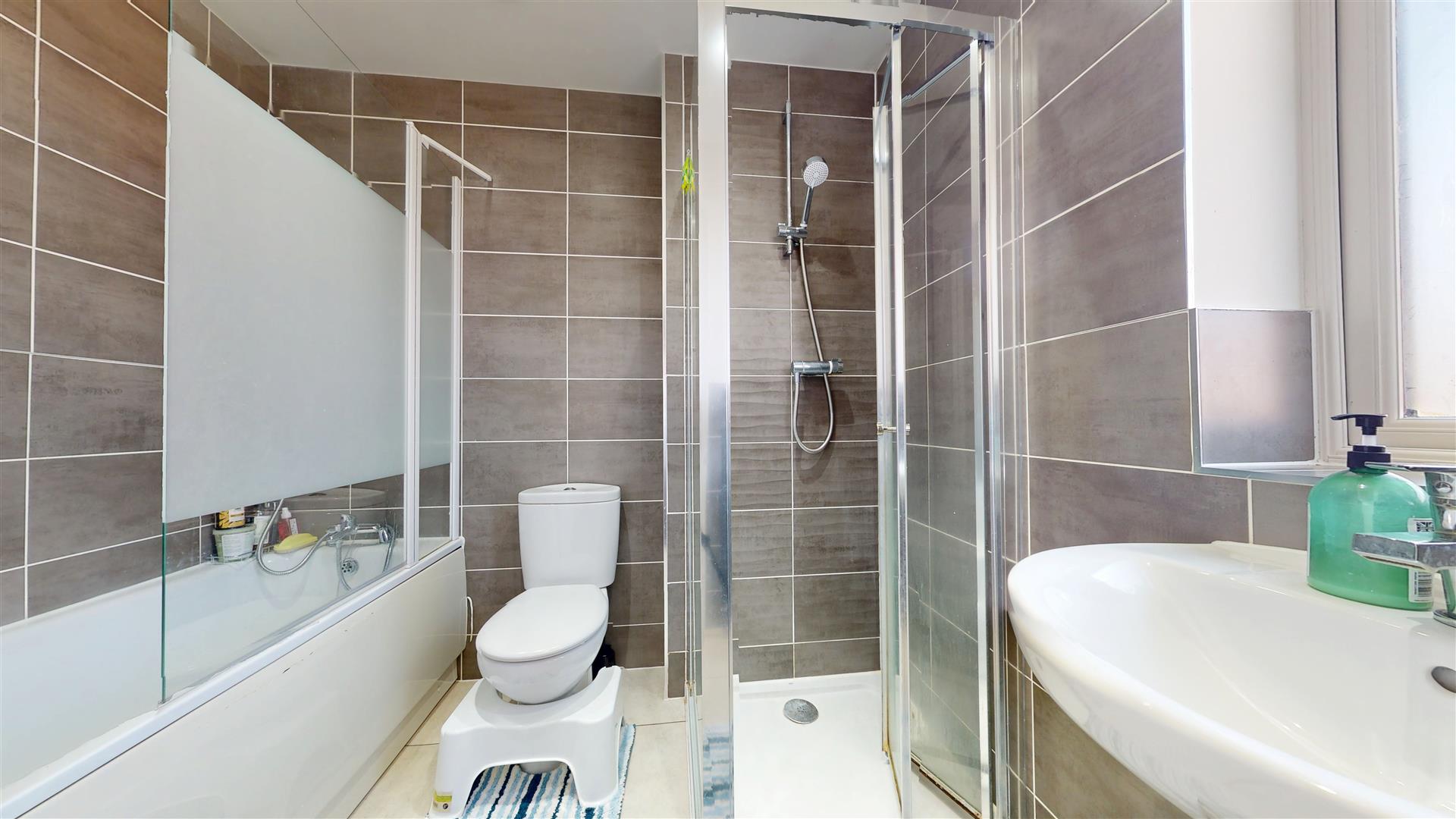 Hariana Close, Whitehouse, Milton Keynes